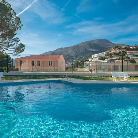 Familial 6p, Avec Piscine Et Tennis, Proche