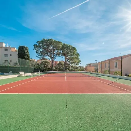 Familial 6p, Avec Piscine Et Tennis, Proche