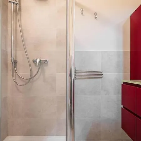 Apartment Familial 6p, Avec Piscine Et Tennis, Proche
